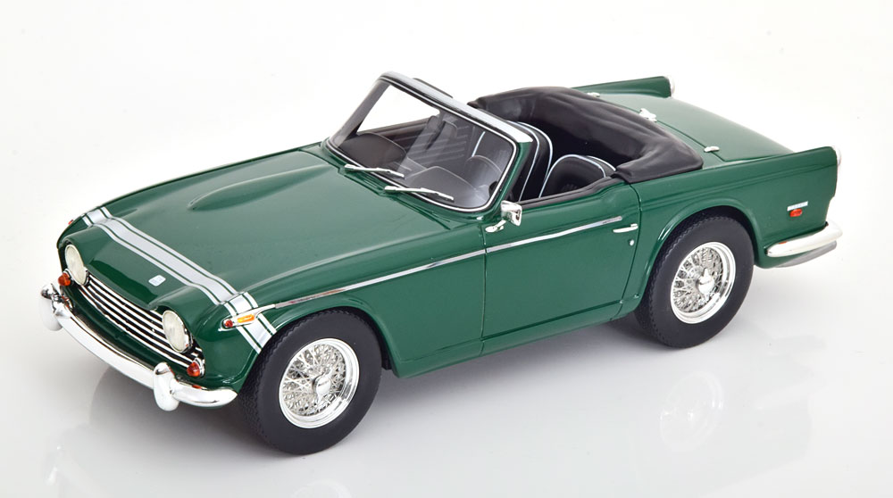TRIUMPH TR5 CONVERTIBLE OPEN 1967-1968 GREEN