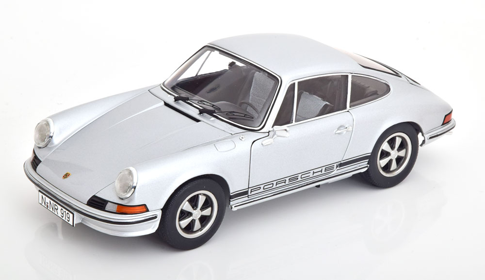 PORSCHE 911 S COUPE SILVER/BLACK
