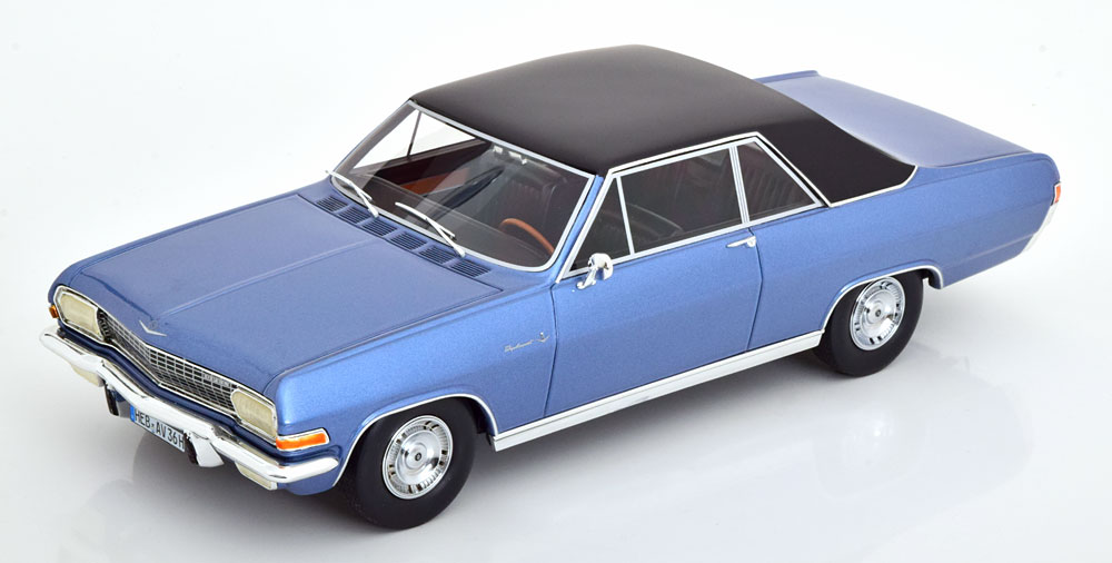 OPEL DIPLOMAT A COUPE 1965-1967 LIGHTBLUE-METALLIC BLACK