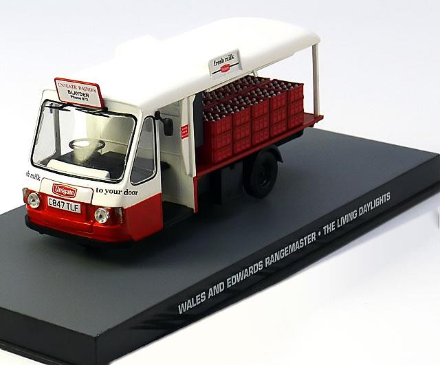 GMC WALES AND EDWARDS RANGEMASTER JAMES BOND THE LIVING DAYLIGHTS WHITE RED