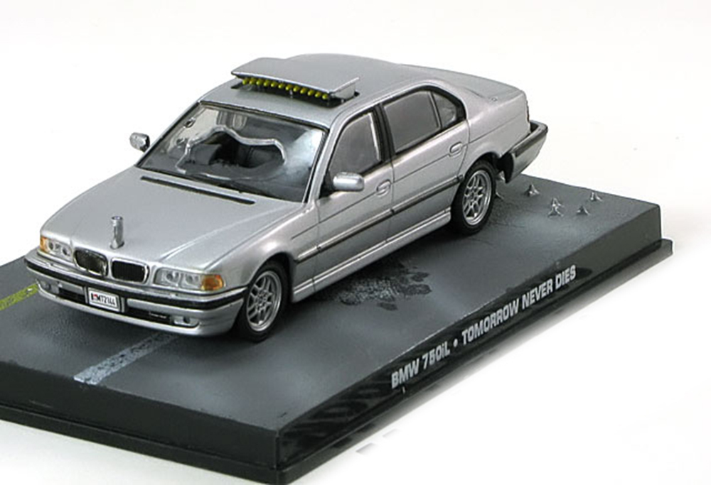 BMW 750IL E38 JAMES BOND TOMORROW NEVER DIES SILVER