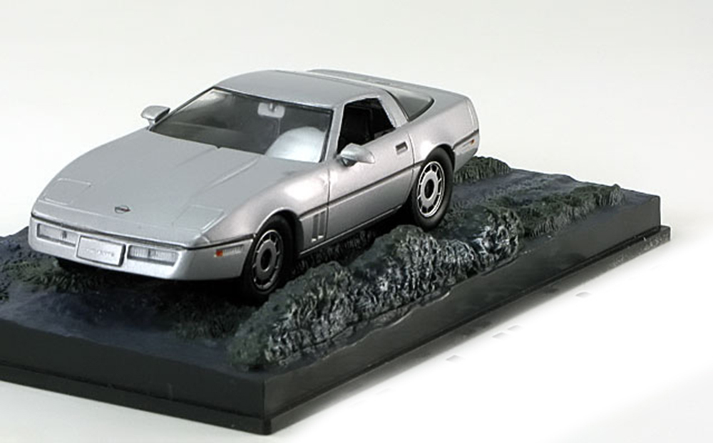 CHEVROLET CORVETTE JAMES BOND A VIEW TO A KILL SILVER
