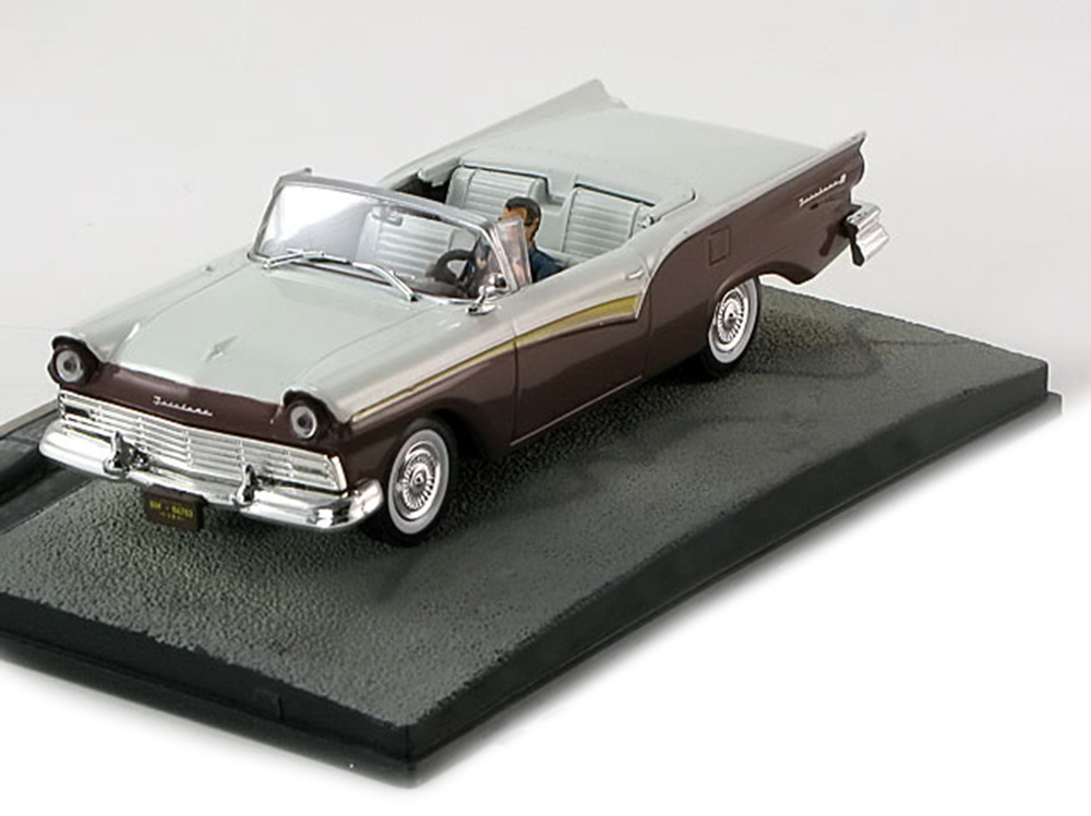 FORD FAIRLANE JAMES BOND DIE ANOTHER DAY BROWN WHITE