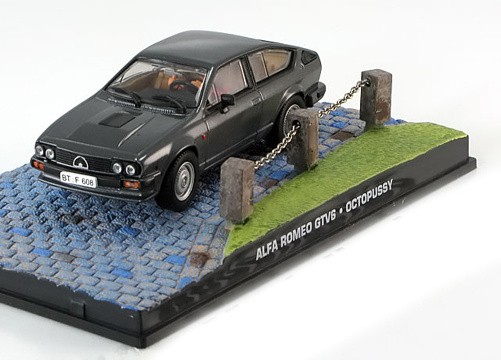 ALFA ROMEO GTV 6 JAMES BOND OCTOPUSSY GREYMETALLIC