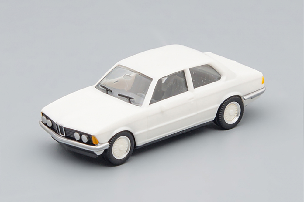 BMW 323I (E21), WHITE (ДЛИНА МОДЕЛИ 3-5 СМ)