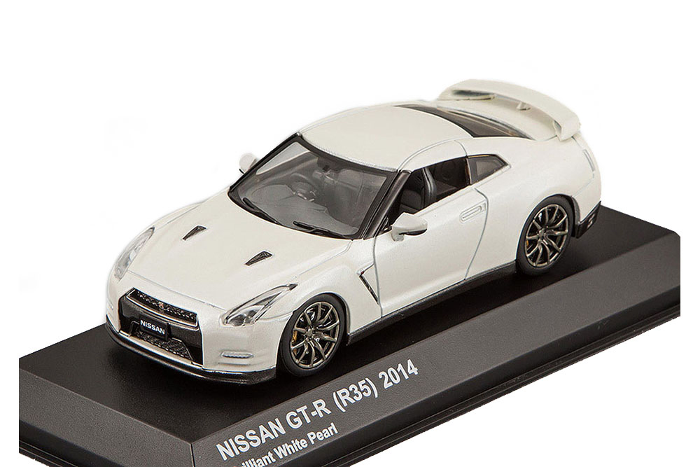 NISSAN GT-R R35 2014 WHITE