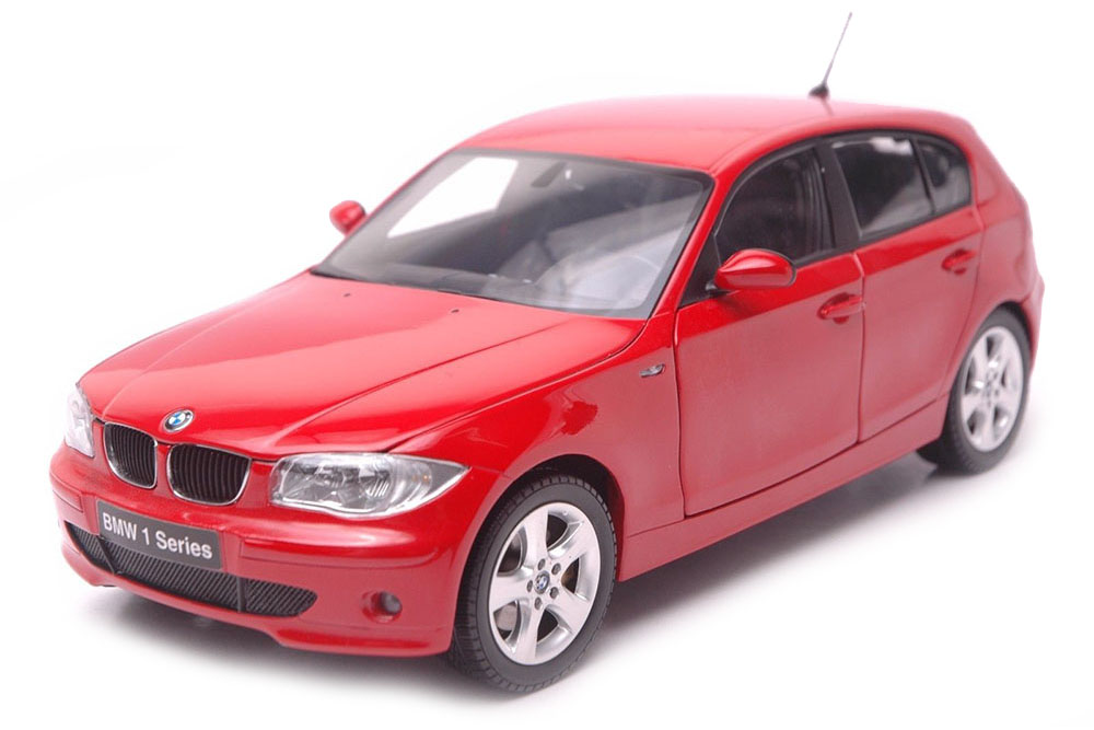 BMW E82 120I 2005 RED