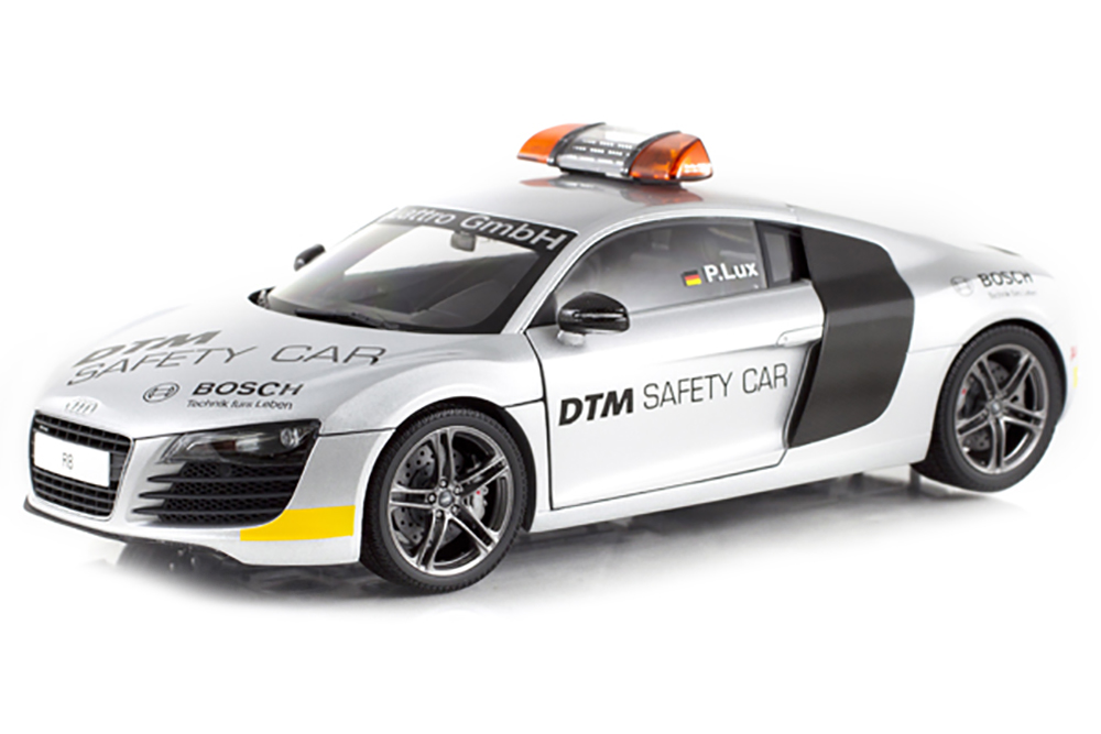 AUDI R8 4,2 FSI DTM SAFETY CAR 2008