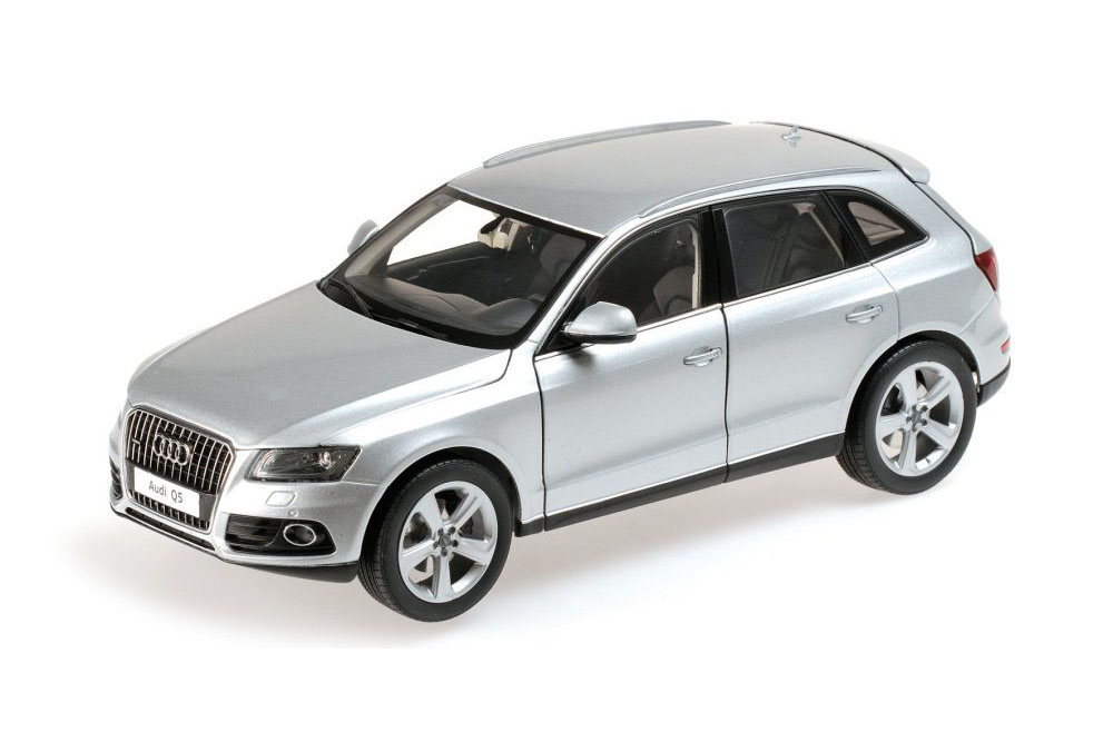 AUDI Q5 FACELIFT 2013 WITH SUN-ROOF SILVER