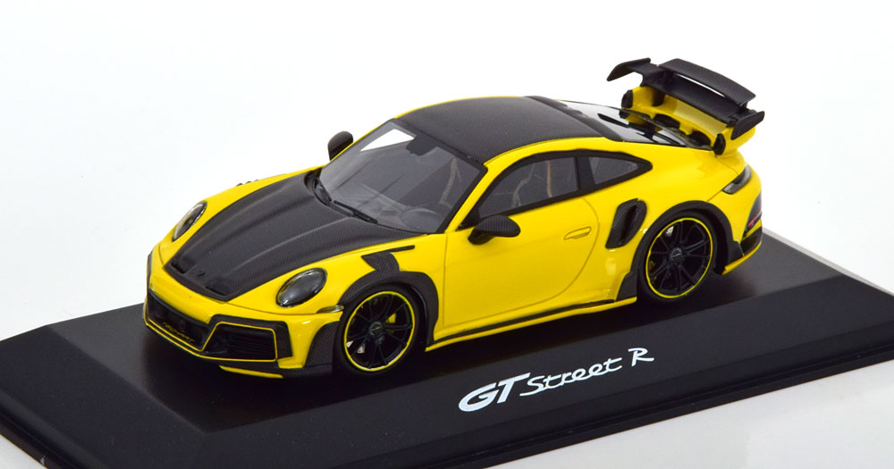 PORSCHE 911 (992) TURBO TECHART GTSTREET R YELLOW CARBON