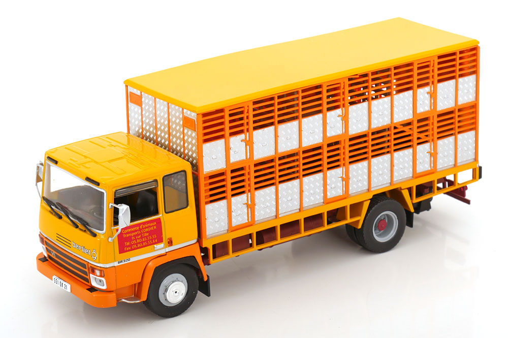 BERLIET GR 320 LIVESTOCK TRANSPORT YELLOW ORANGE