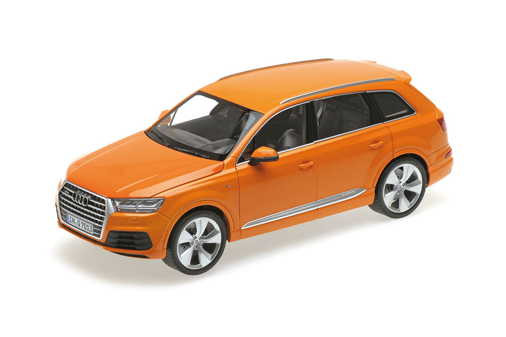 AUDI Q7 2015 ORANGE