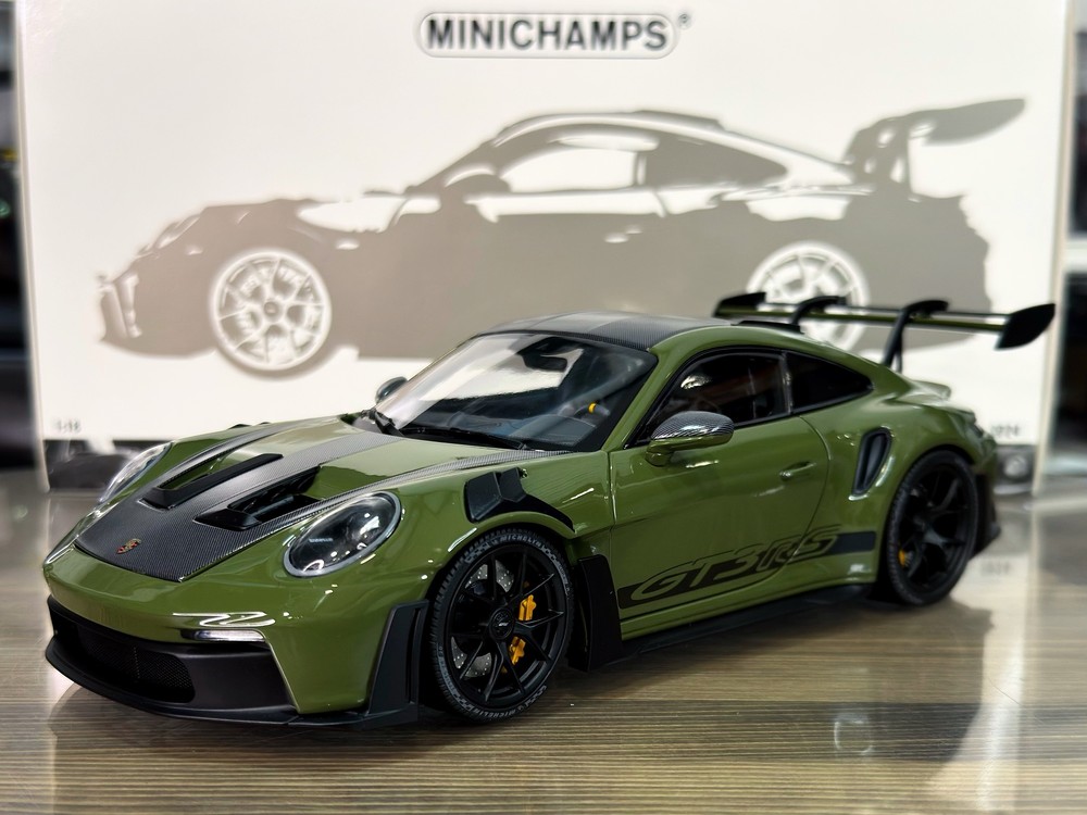 PORSCHE 911 (992) GT3RS 2024 NATO OLIVE/BLACK WHEELS / ПОРШЕ 911 992 GT3 RS NATO ОЛИВКОВЫЙ/ЧЕРНЫЕ КОЛЕСА