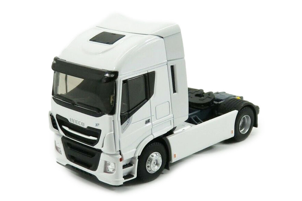 IVECO STRALIS 570XP 2016 WHITE