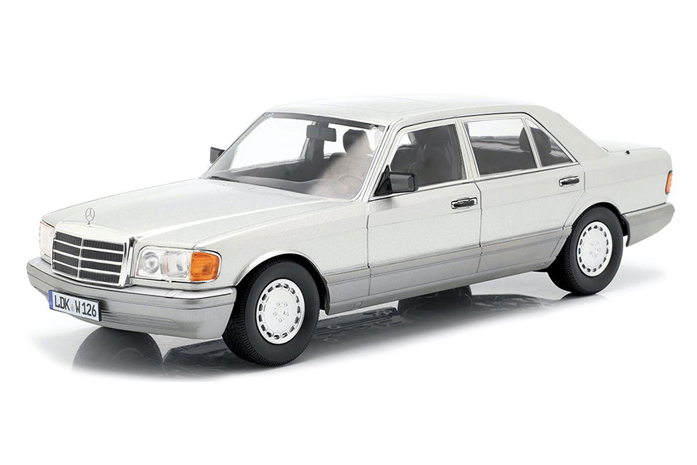 MERCEDES-BENZ 560SEL (W126) 1985 СЕРЕБРИСТЫЙ