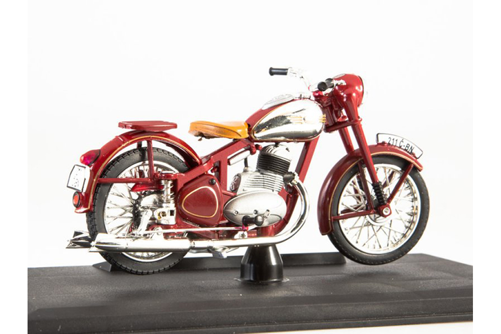 JAWA 250 PERAK 1948 RED / JAVA 250 СЕРЕБРИСТЫЙ 1948 КРАСНЫЙ