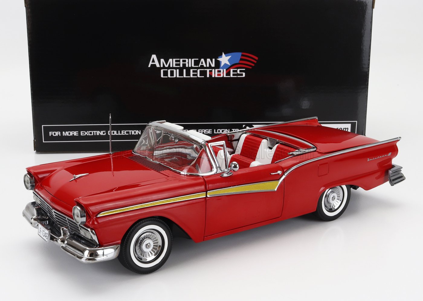 FORD FAIRLANE 500 SKYLINER CABRIOLET OPEN 1957, FLAME RED