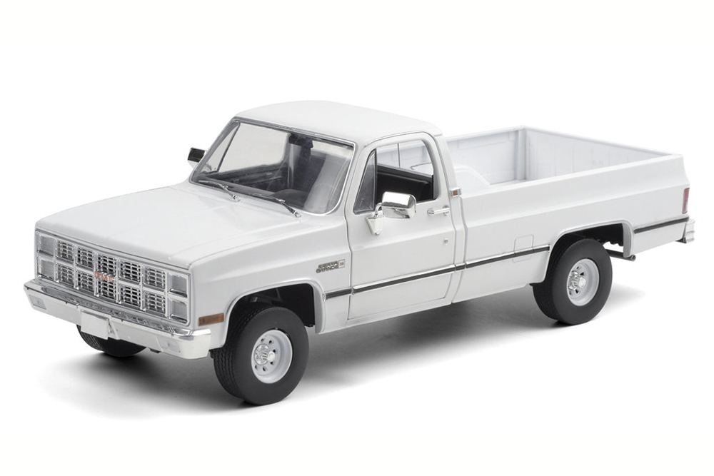 GMC K-2500 SIERRA GRANDE WIDESIDE PICK-UP 1982 WHITE