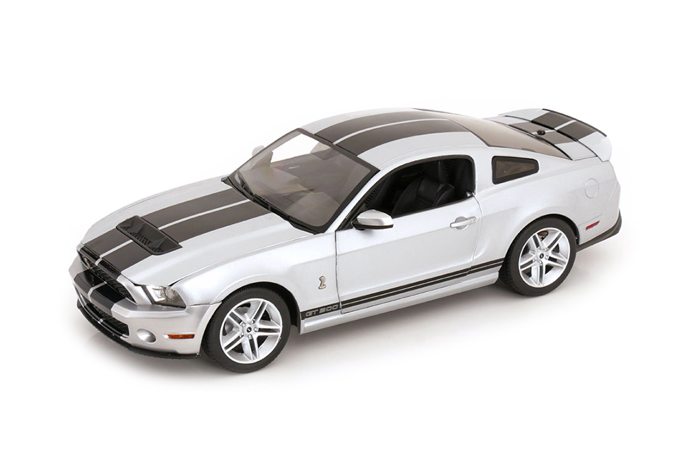 FORD SHELBY MUSTANG GT500 2011 SILVER