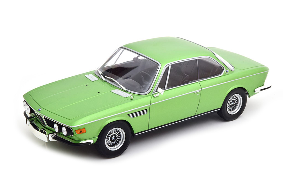 BMW 3.0 CSI 1971 ЗЕЛЕНЫЙ
