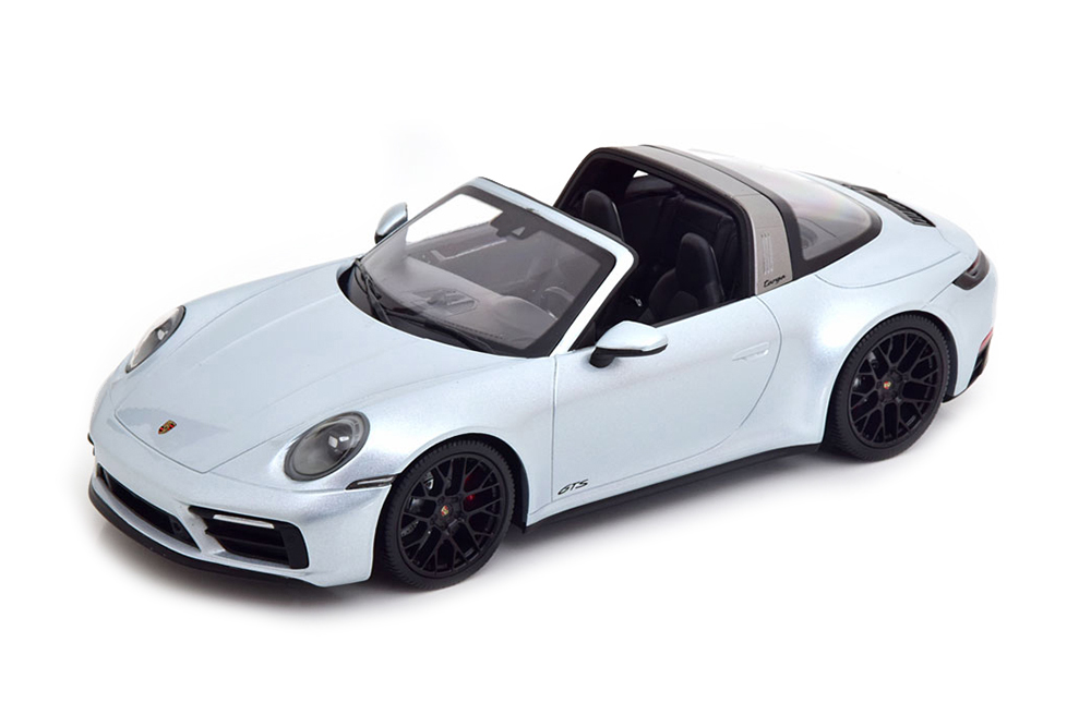 PORSCHE 911 (992) TARGA 4 GTS 2021 СЕРЕБРИСТЫЙ МЕТАЛЛИК