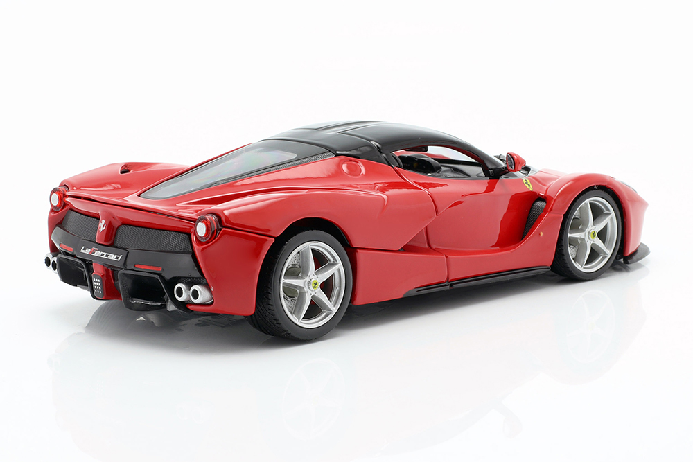 FERRARI LAFERRARI 2013 RED