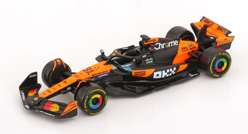 MCLAREN MCL39 DRIVER: PIASTRI 2025