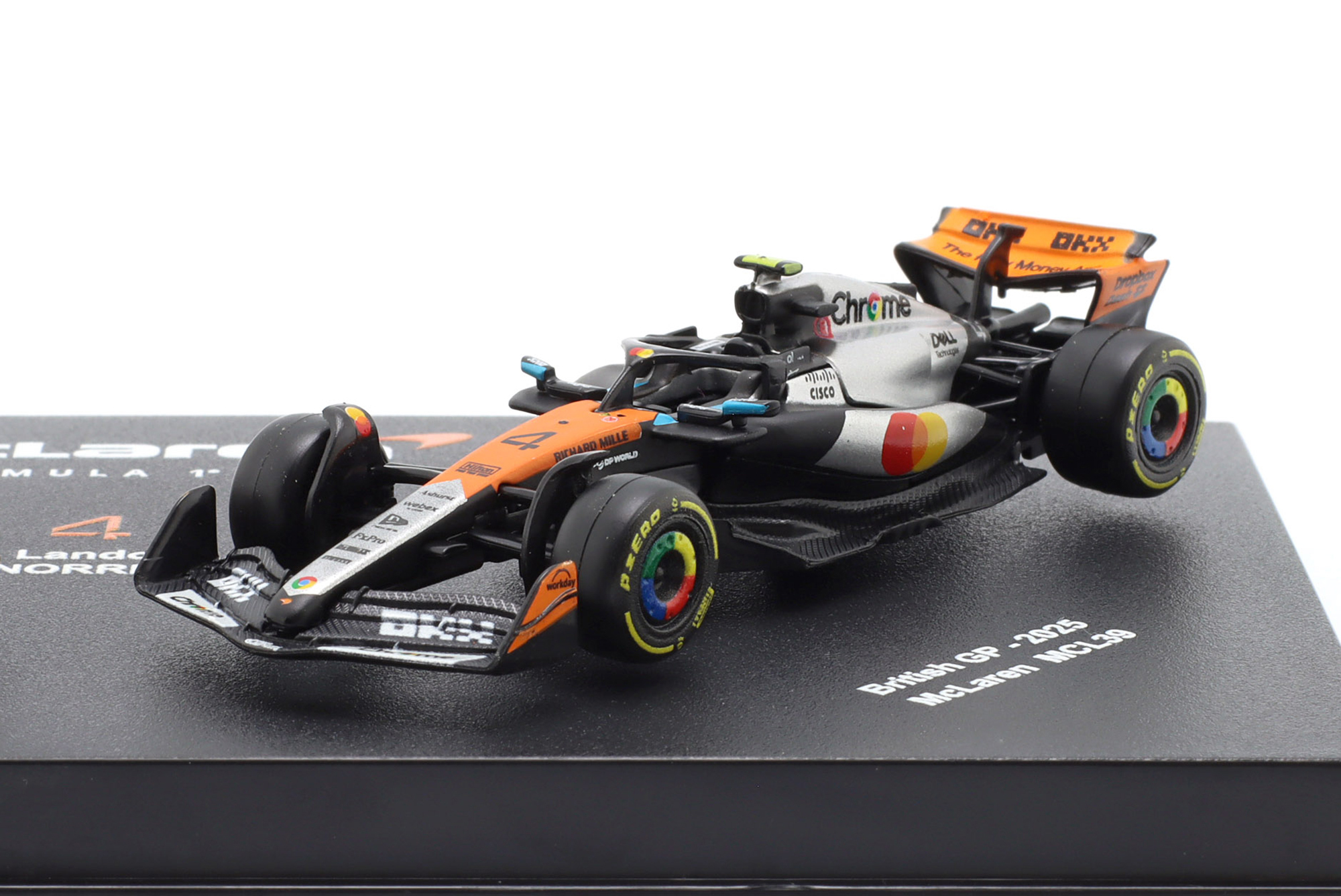 2-CAR SET MCLAREN MCL39 #4 FORMULA 1 WORLD CHAMPION 2025 LANDO NORRIS / НАБОР ИЗ 2 МОДЕЛЕЙ МАКЛАРЕН MCL39 ФОРМУЛА-1 ЧЕМПИОН МИРА ЛАНДО НОРРИС