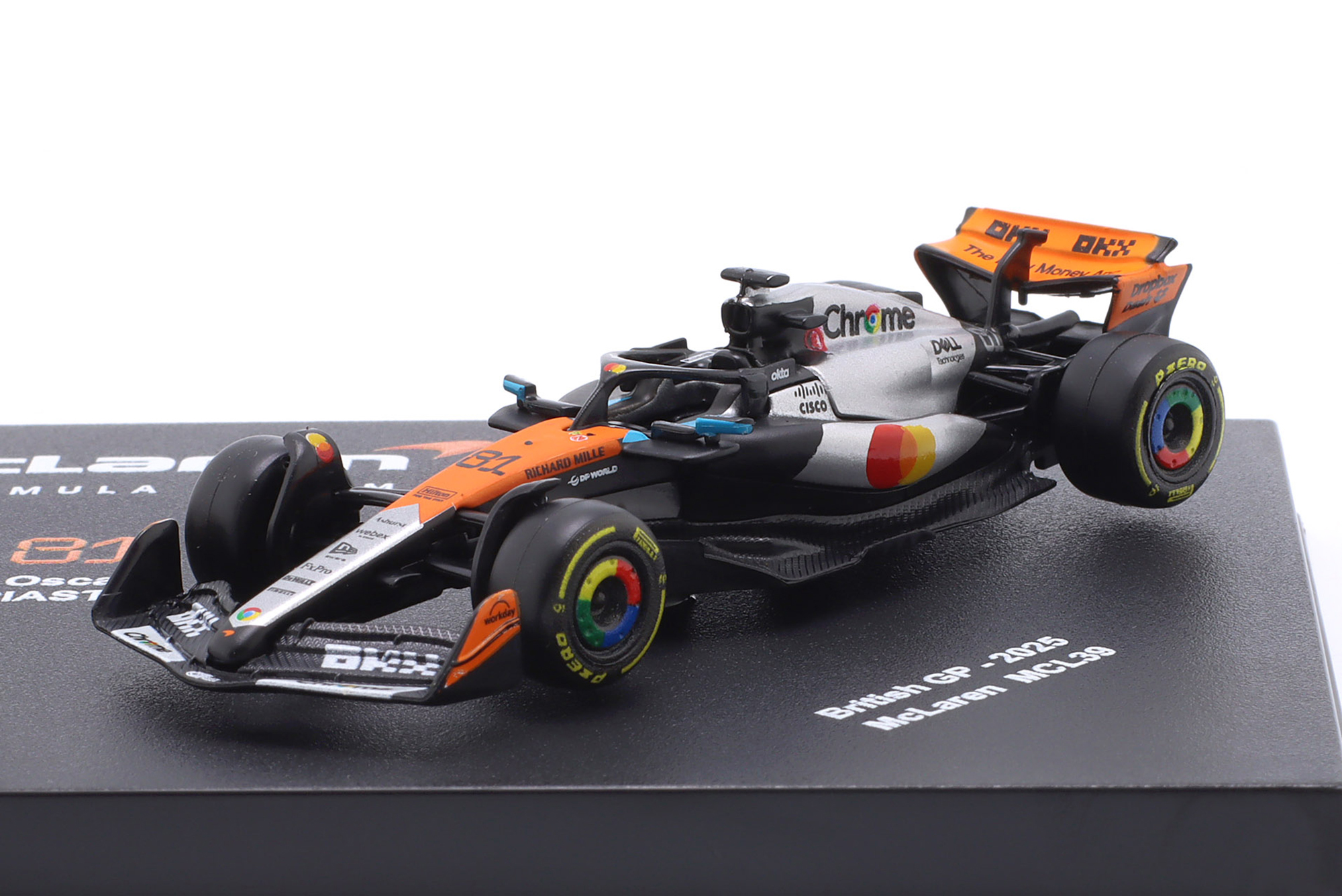 2-CAR SET MCLAREN MCL39 #4 FORMULA 1 2025 OSCAR PIASTRI / НАБОР ИЗ 2 МОДЕЛЕЙ МАКЛАРЕН MCL39 ФОРМУЛА-1 ОСКАР ПИАСТРИ