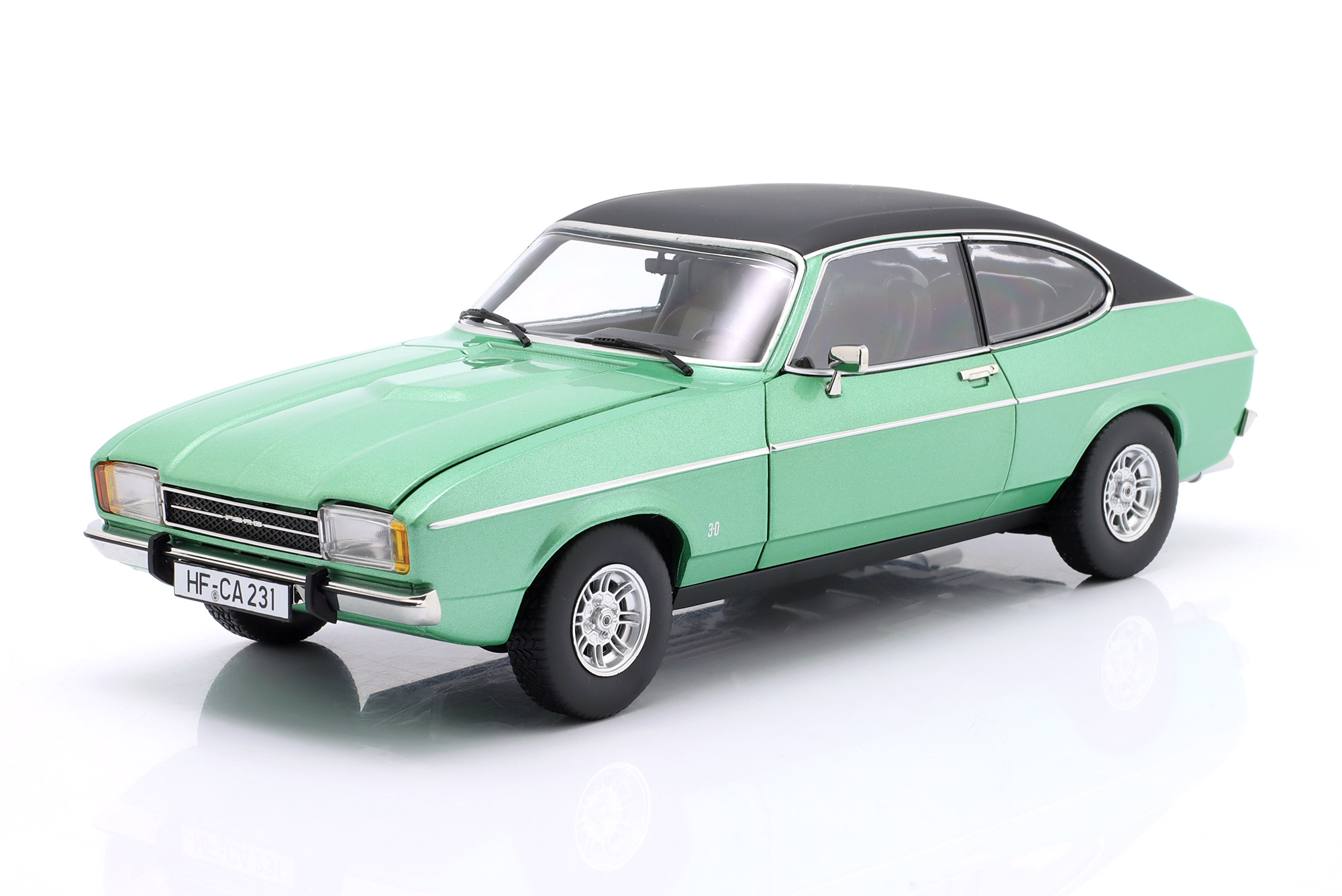 FORD CAPRI MK2 GHIA 1974-1977 GREEN METALLIC / MATT-BLACK / ФОРД КАПРИ MK2 ГИА ЗЕЛЕНЫЙ МЕТАЛЛИК ЧЕРНЫЙ МАТОВЫЙ