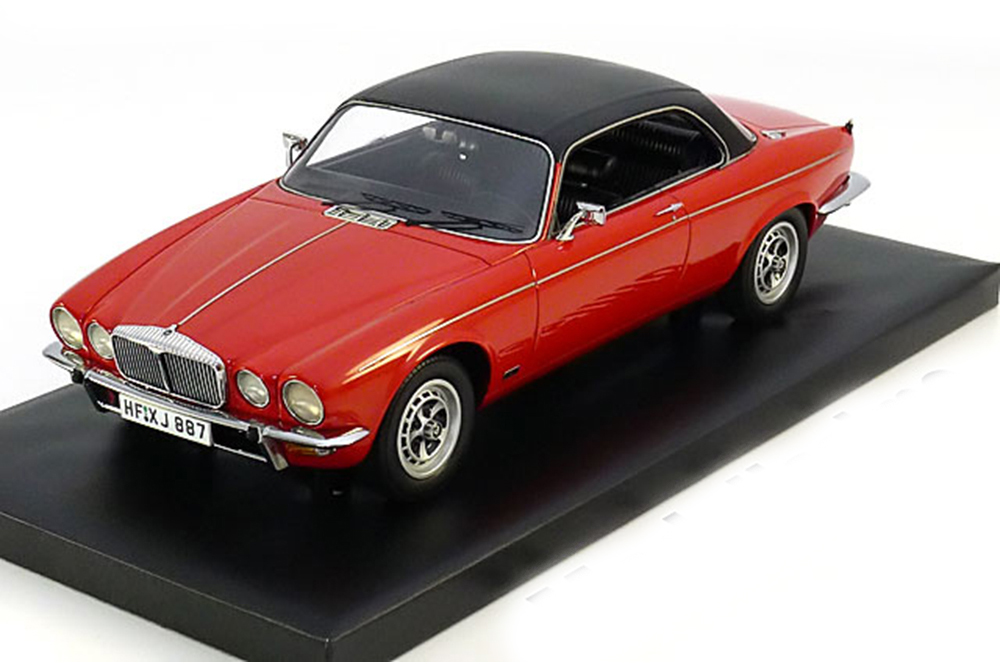 DAIMLER DOUBLE SIX COUPE 1974 RED BLACK