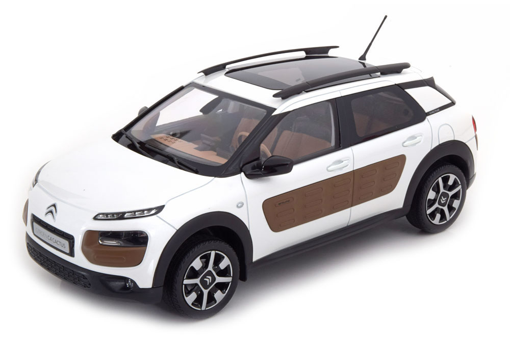 CITROEN C4 CACTUS 2014 PEARL WHITE/CHOCOLATE AIRBUMP