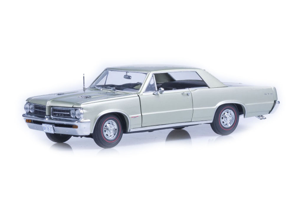 PONTIAC GTO 1964 LIGHT GREEN METALLIC