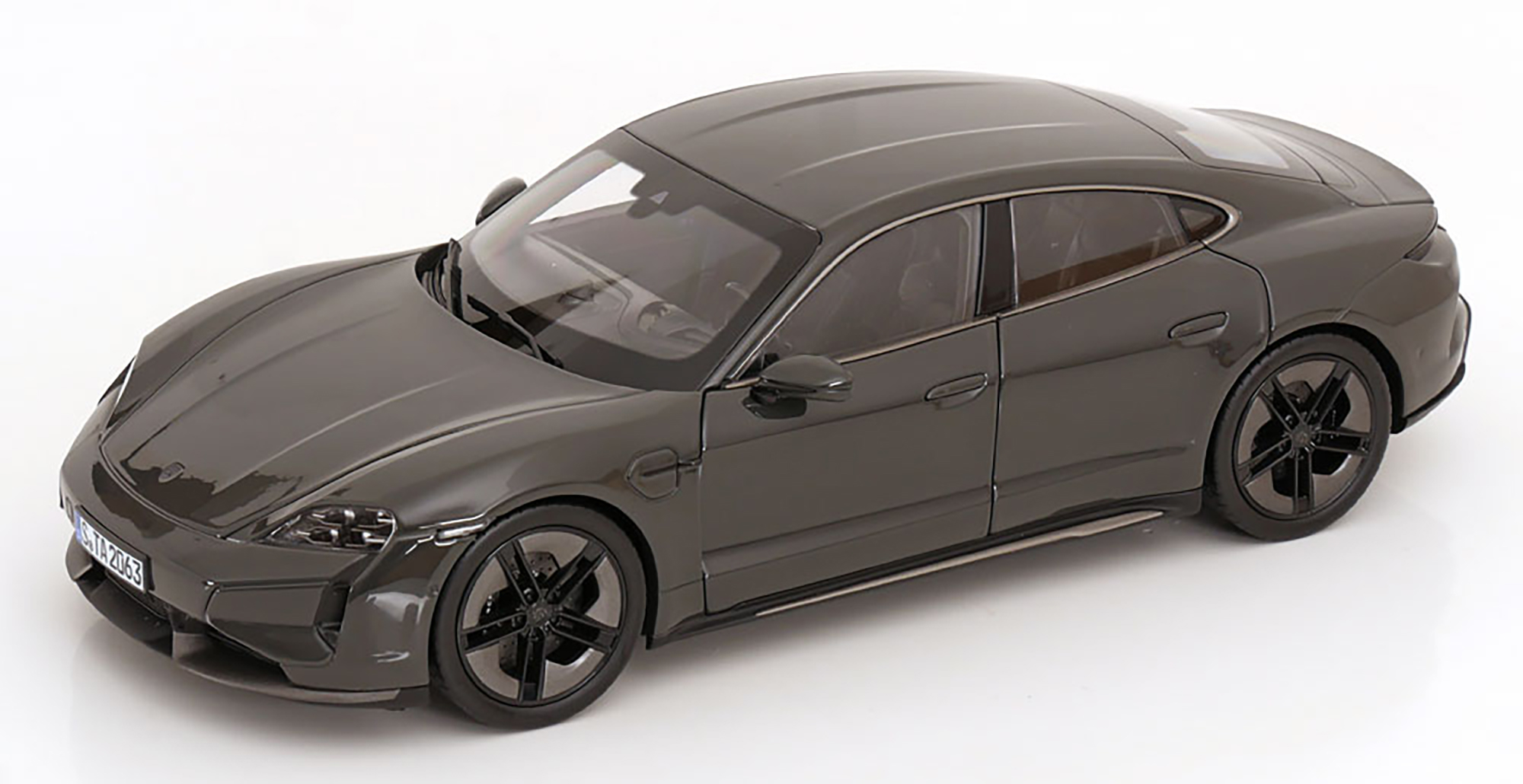 PORSCHE TAYCAN TURBO S 2024 DARK GRAY / ПОРШЕ ТАЙКАН ТУРБО СЕРЫЙ