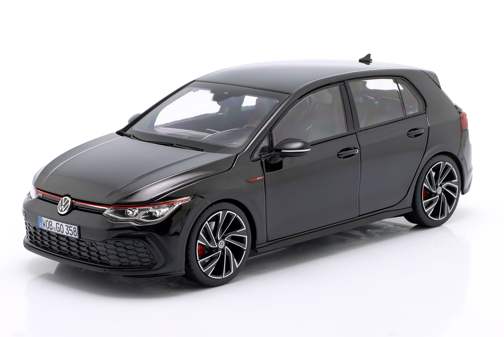 VOLKSWAGEN GOLF VIII GTI YEAR 2019 BLACK / ФОЛЬКСВАГЕН ГОЛЬФ ВИИИ GTI ЧЕРНЫЙ