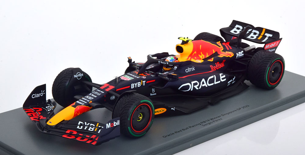 RED BULL RB18 WINNER GP SINGAPORE 2022
