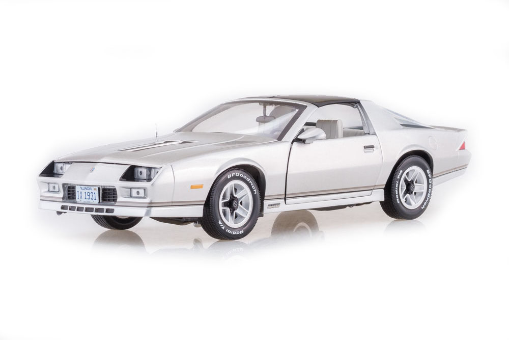 CHEVROLET CAMARO Z/28 1982 SILVER