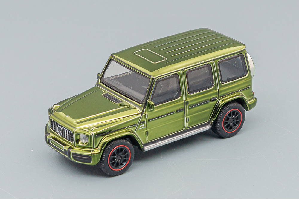 MERCEDES-BENZ AMG G63, BRILLIANT GREEN METALLIC (ДЛИНА МОДЕЛИ 6-10 СМ)