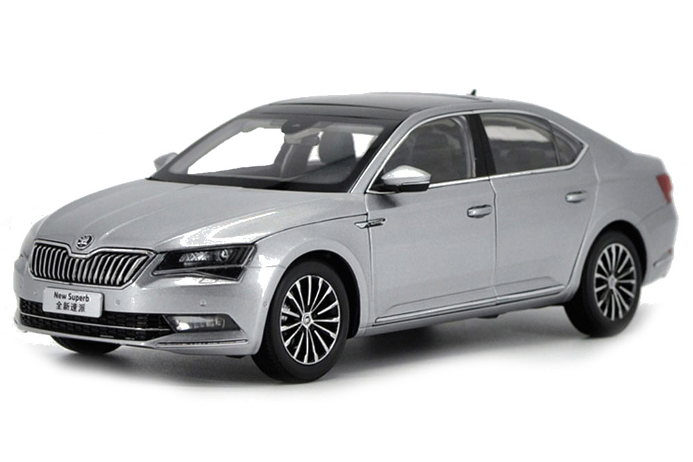 SKODA SUPERB 2013 GREY