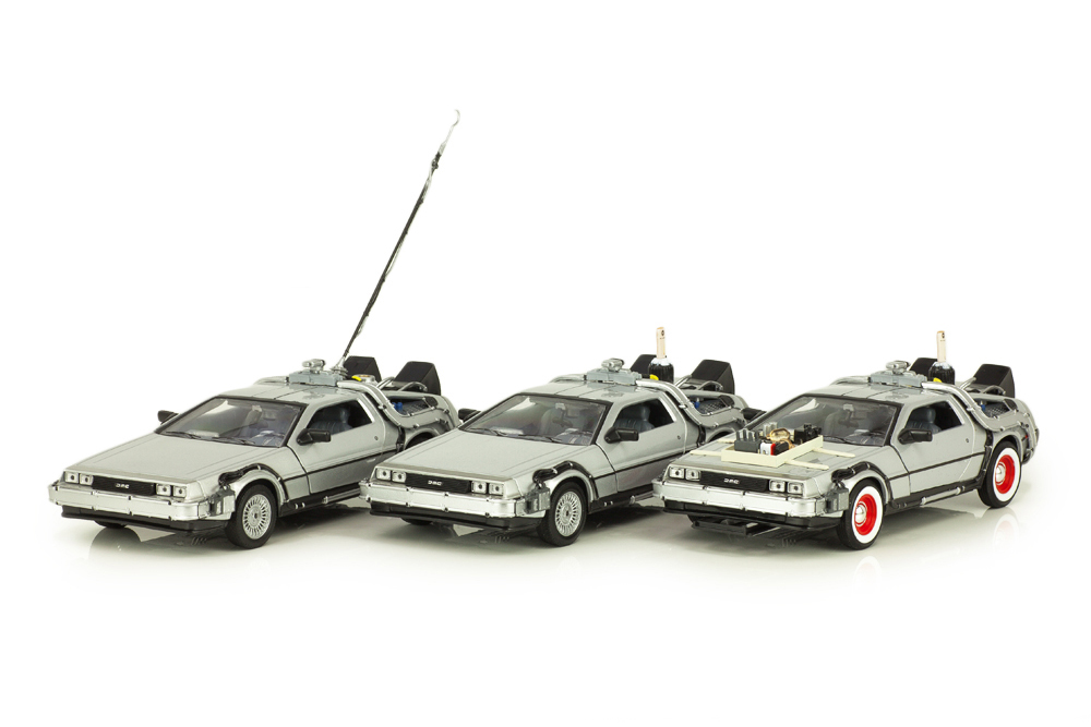 DELOREAN DMC-12 BACK TO THE FUTURE PART 1-3 1985-90 / ДЕЛОРЕАН ДМС-12 НАБОР ИЗ 3-Х МАШИН (ИЗ КИНОФИЛЬМА НАЗАД В БУДУЩЕЕ)