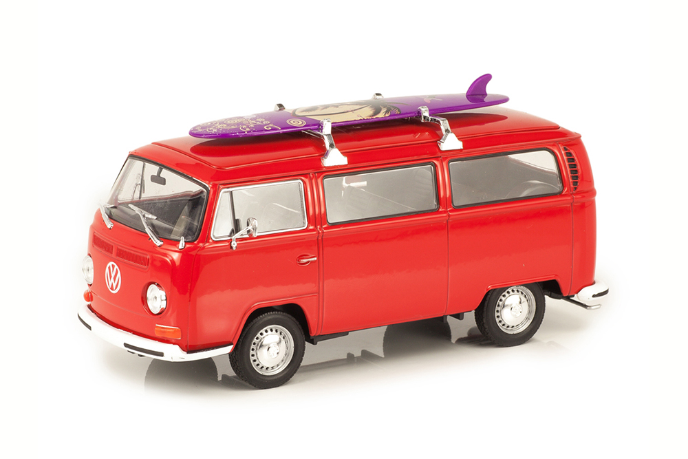 VW VOLKSWAGEN BUS T2 1972 RED WITH SURF BOARD