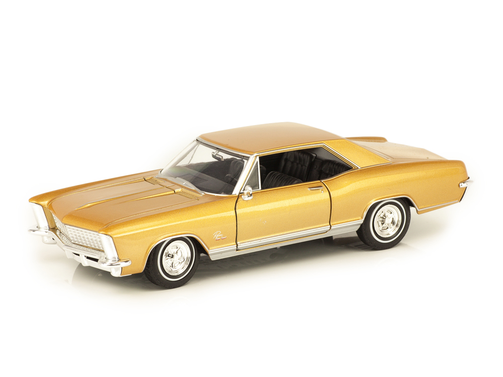 BUICK RIVIERA GRAN SPORT 1965 ЗОЛОТИСТЫЙ