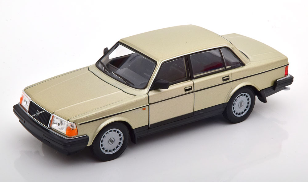 VOLVO 240 GL SALOON LIGHTGOLD