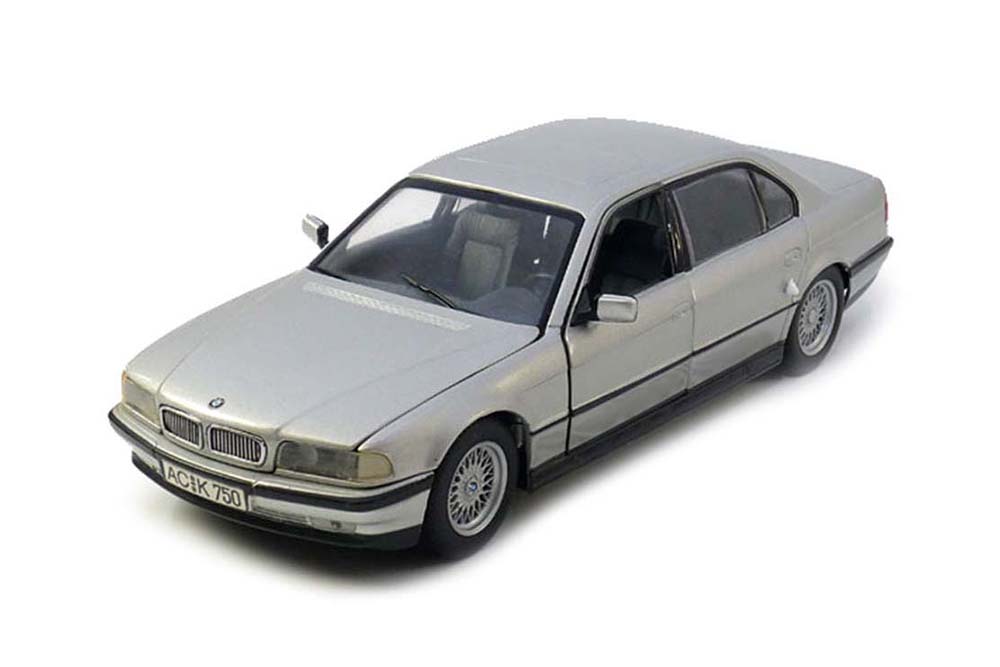 BMW 750IL E38 1994 SILVER