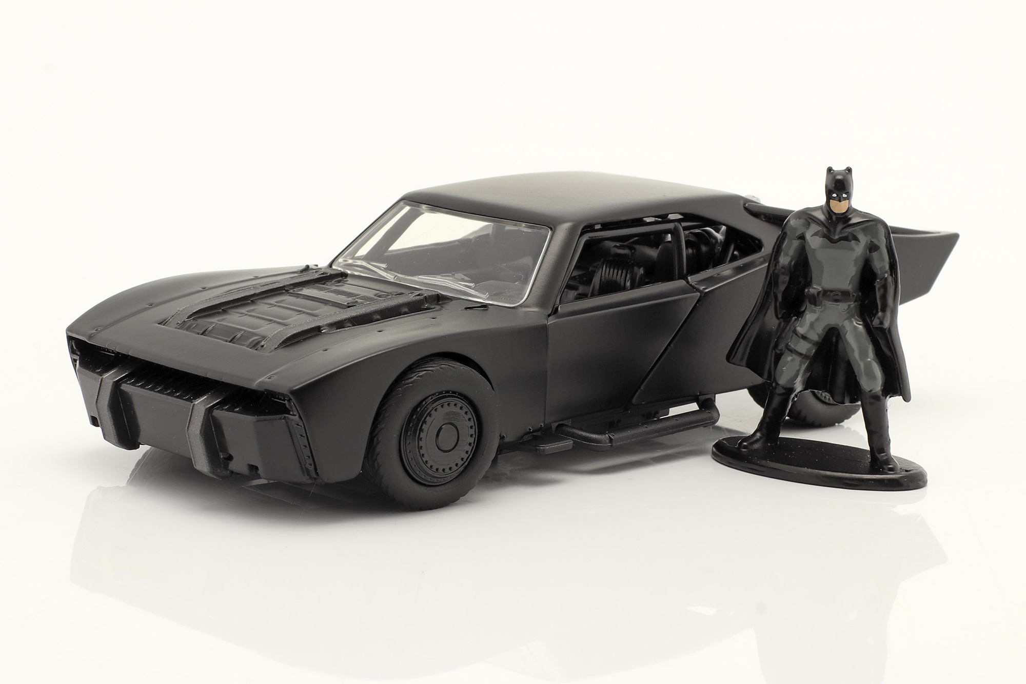 BATMOBILE WITH BATMAN FIGURE MOVIE THE BATMAN 2022 BLACK JADA TOYS / БАТМОБИЛЕ БАТМАН ФИГУРКА МОВИЕ ЧЕРНЫЙ ДЖАДА ТОЙС