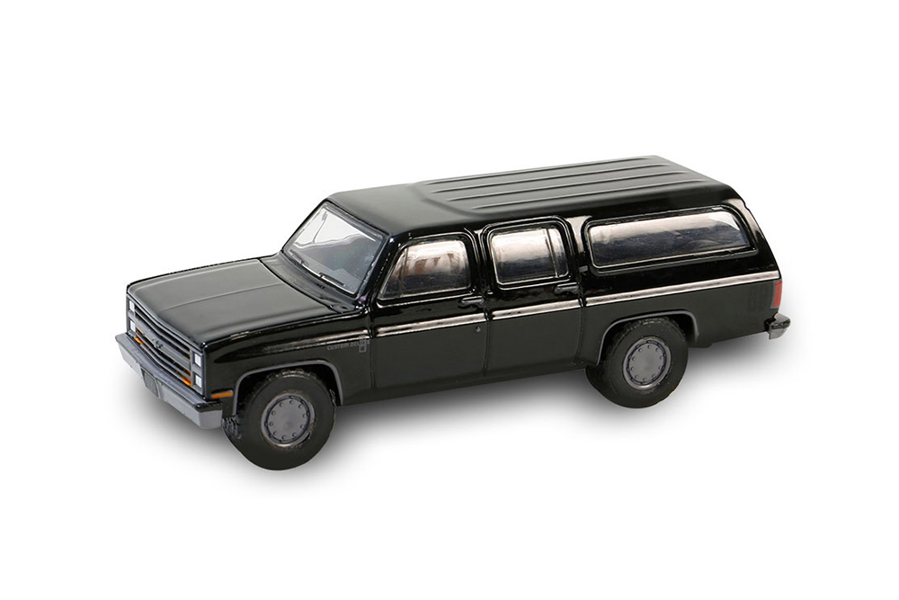 CHEVROLET SUBURBAN C10 CUSTOM DELUXE 1985 BLACK (ДЛИНА МОДЕЛИ 6-10 СМ)
