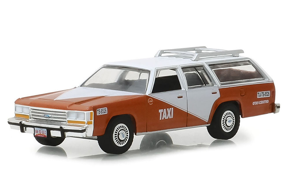 FORD LTD CROWN VICTORIA WAGON TIJUANA CENTRO MEXICO TAXI 1988 (ДЛИНА МОДЕЛИ 6-10 СМ)