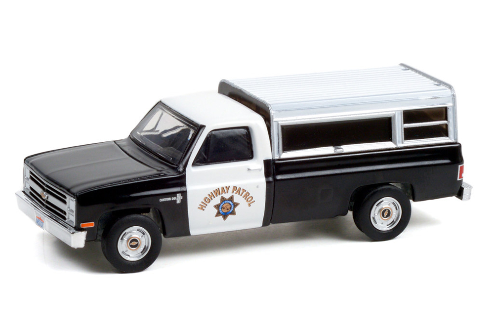 CHEVROLET C-10 CALIFORNIA HIGHWAY PATROL 1987 / CHEVROLET C-10 КАЛИФОРНИЙСКИЙ ДОРОЖНЫЙ ПАТРУЛЬ 1987 (ДЛИНА МОДЕЛИ 6-10 СМ)