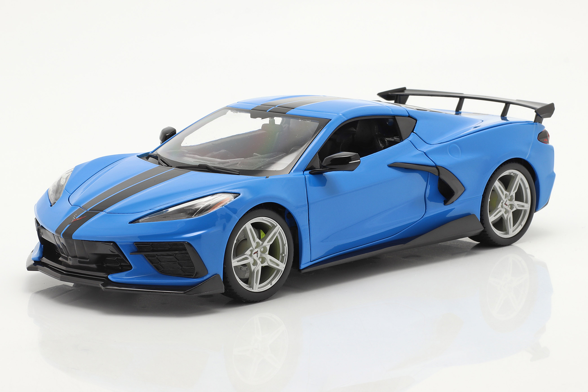 CHEVROLET CORVETTE STINGRAY COUPE 2020 BLUE AND BLACK / ШЕВРОЛЕ КОРВЕТ СТИНГРЕЙ КУПЕ 2020 СИНИЙ С ЧЕРНЫМ