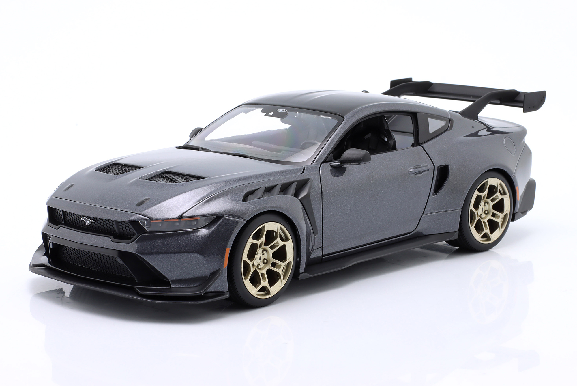 FORD MUSTANG GTD 2025 GREY METALLIC / ФОРД МУСТАНГ GTD 2025 СЕРЫЙ МЕТАЛЛИК